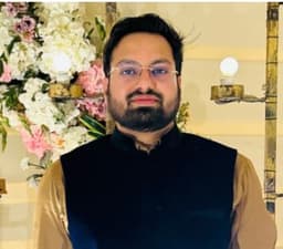 Mr. Digambar Singh Govind